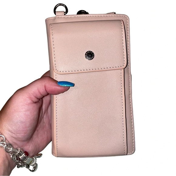 NEW STEVE MADDEN Patsy Phone Case Wallet Removable Crossbody Purse Clutch Bag - Picture 2 of 12